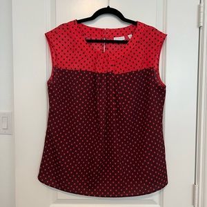 Lightweight top great for work